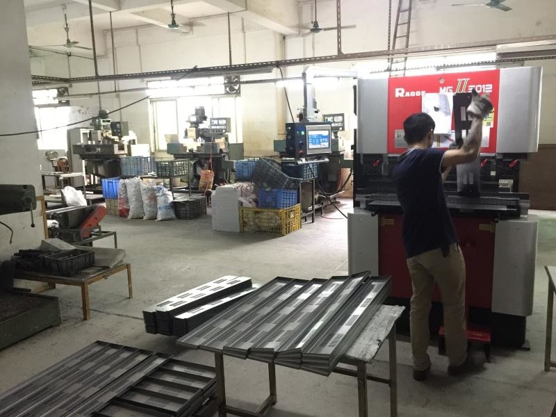 Guangzhou Ansheng Display Shelves Co.,Ltd línea de producción del fabricante